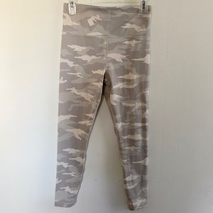 Athleta - Camo 7/8 Legging